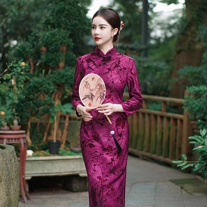 Chinese retro style, velvet fabric, long plus size Cheongsam