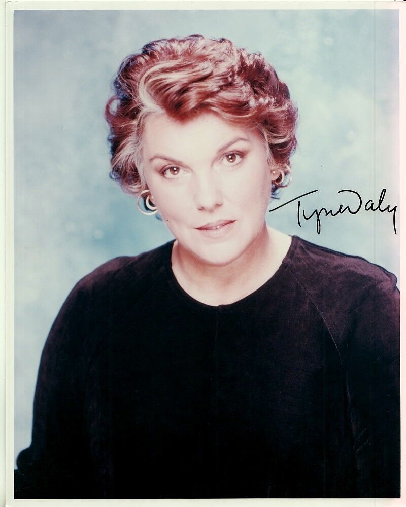 TYNE DALY hand-signed BEAUTIFUL 8x10 COLOR PORTRAIT w/ lifetime coa CAGNEY LACEY