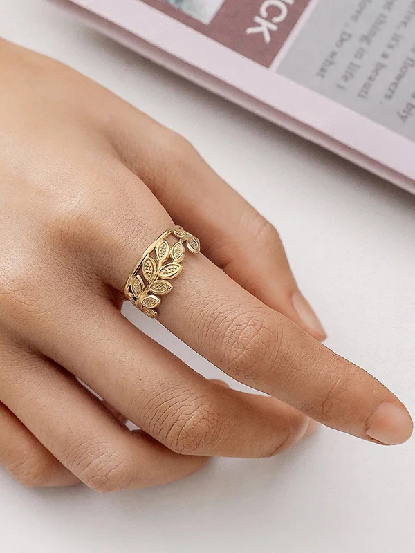 Original Leaf Shape Hollow Ring