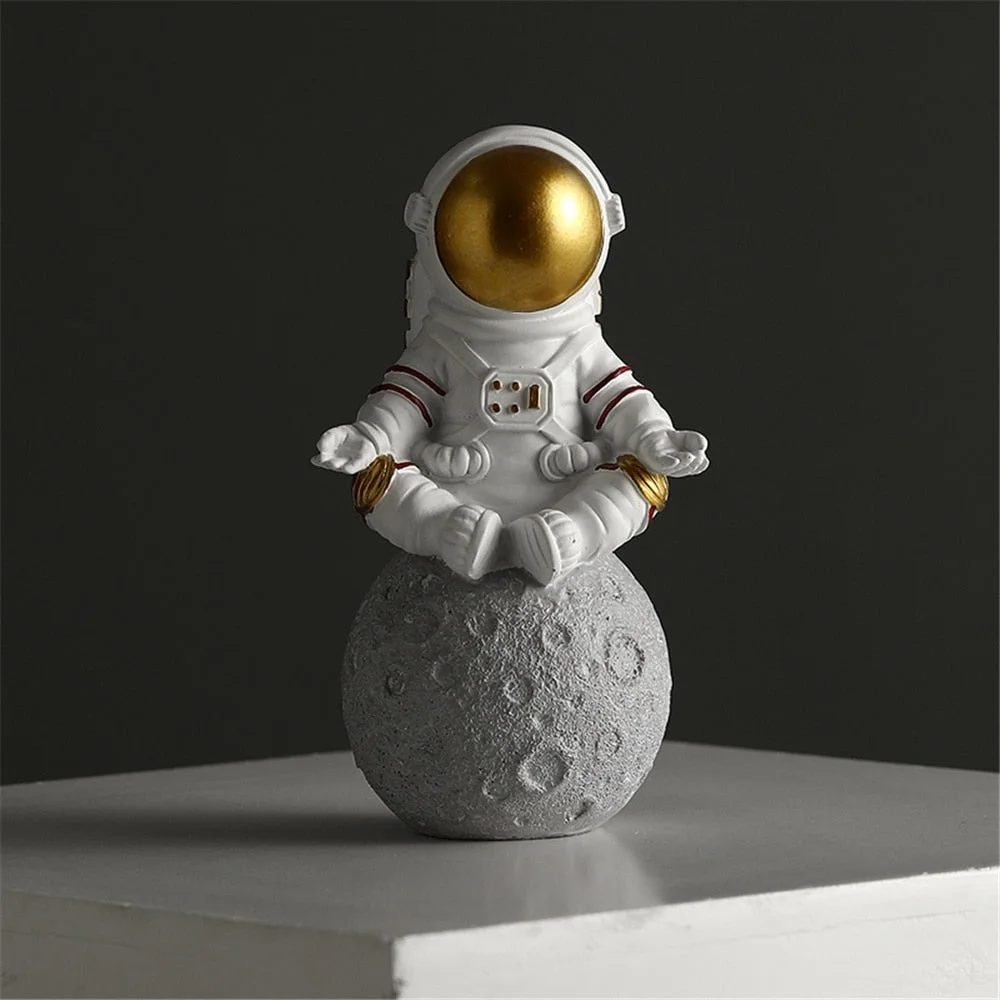 TANGCHAO Home Decor Resin Astronaut Figurines Sculpture Decorative Spaceman With Moon Model Ornament Home Decorations Statue