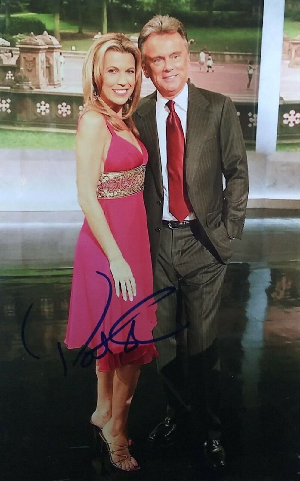 Pat Sajak signed 8 x 10