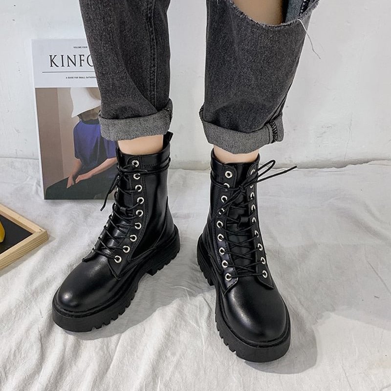 White Black PU Leather Ankle Boots Women Autumn Winter Round Toe Lace Up Shoes Woman Fashion Motorcycle Platform Botas