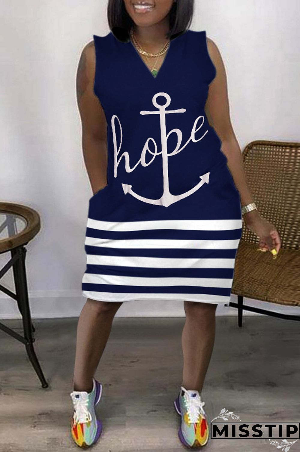 Green Fashion Casual Print Patchwork V Neck Sleeveless Plus Size Dress