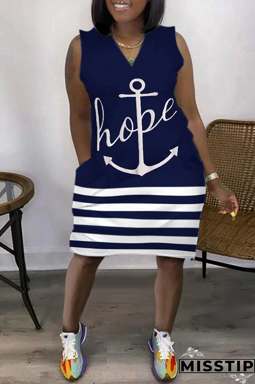 Green Fashion Casual Print Patchwork V Neck Sleeveless Plus Size Dress