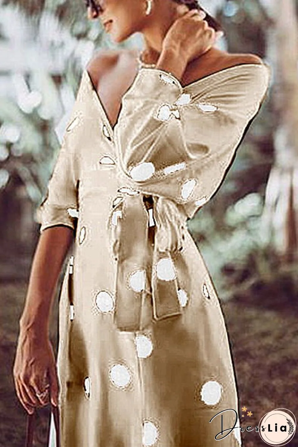 Polka Dot V-Neck Dress(With Belt)