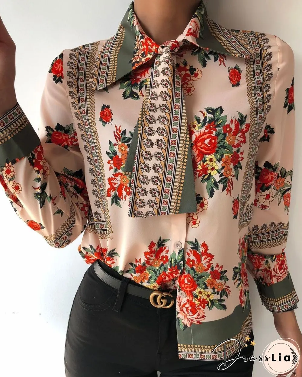 Tie Neck Scarf Print  Casual Shirt P15965