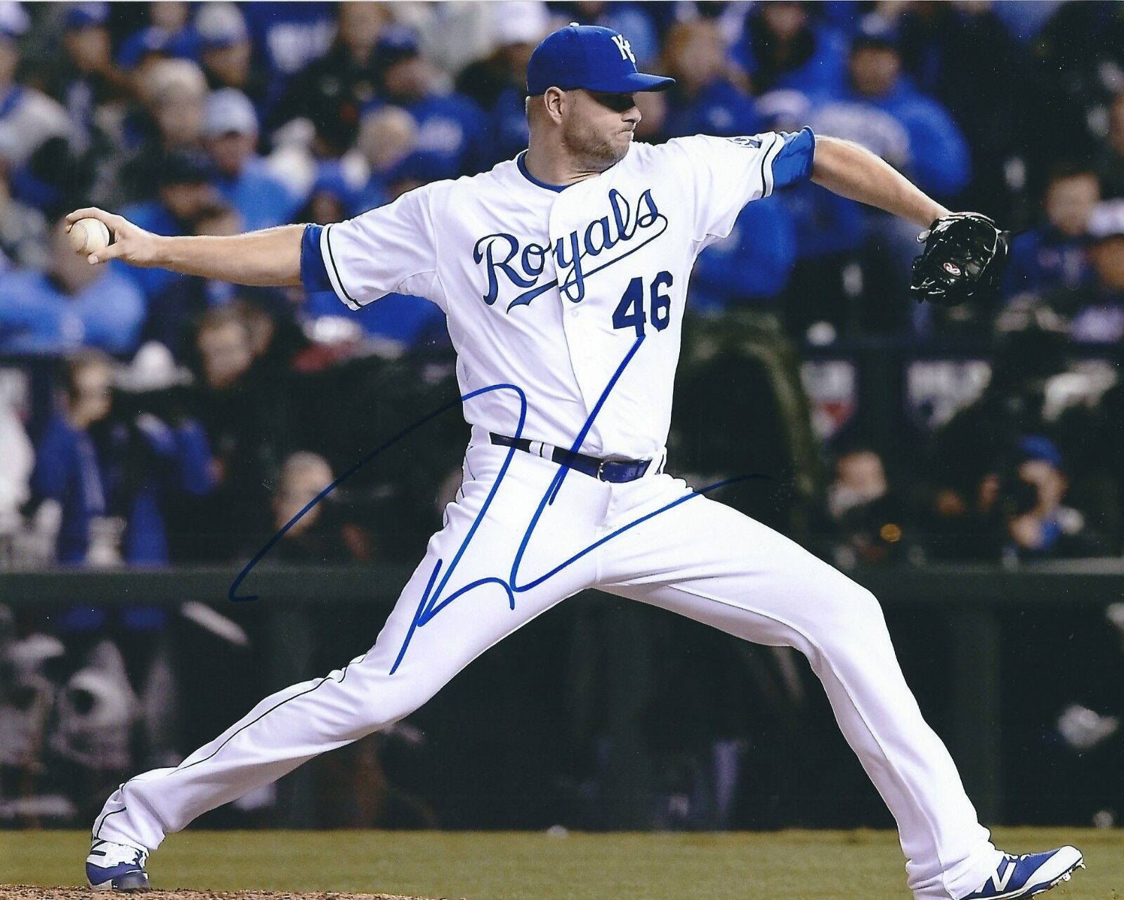 Autographed RYAN MADSON Kansas City Royals Photo Poster painting -COA