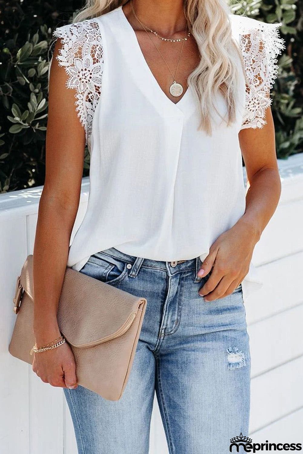Sleeveless Crochet Lace Blouse