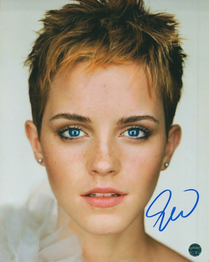 EMMA WATSON Autographed Original 8x10 Photo Poster painting LOA TTM