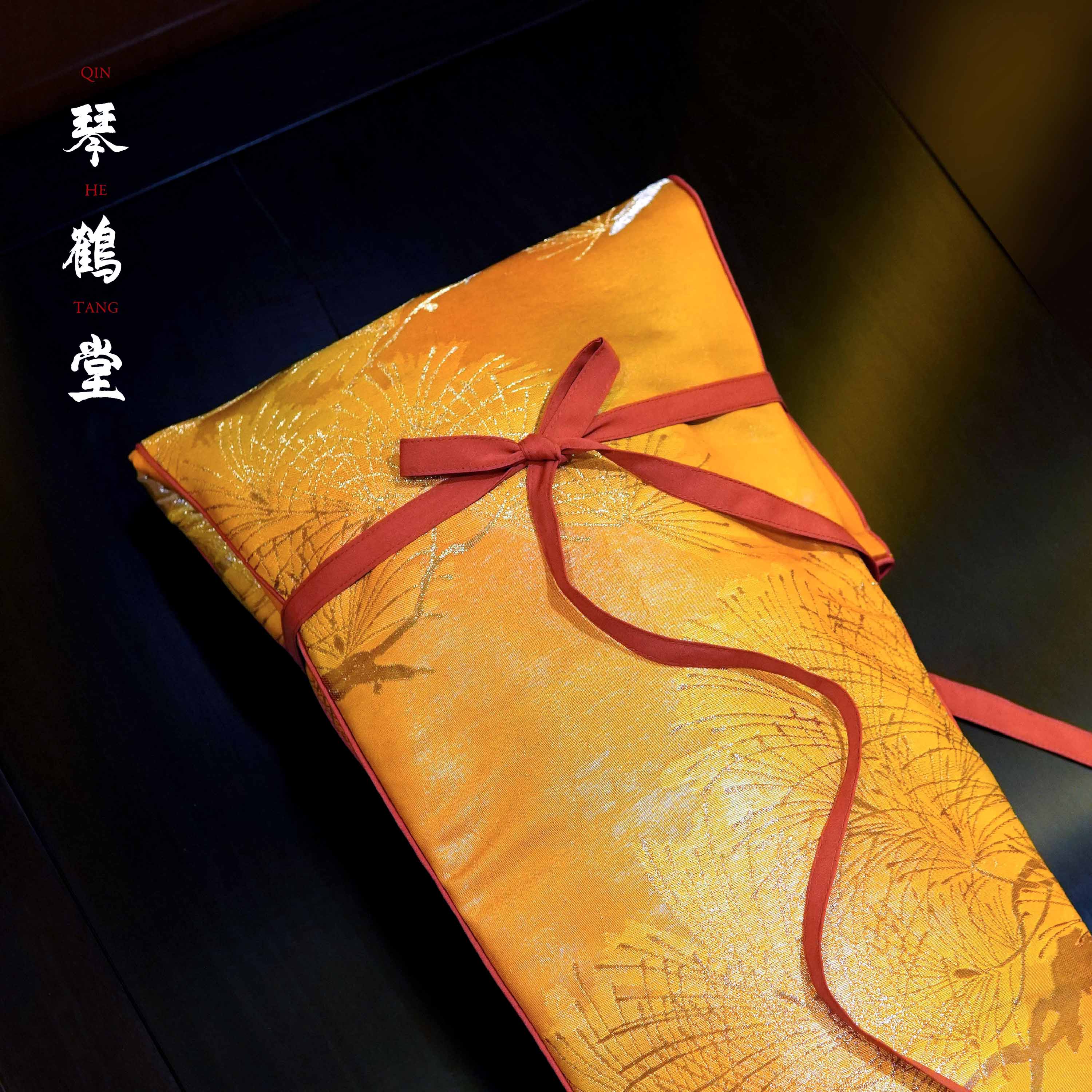 Silken Serenade: Exquisite Handcrafted Guqin Bag with Vintage Brocade Fabric