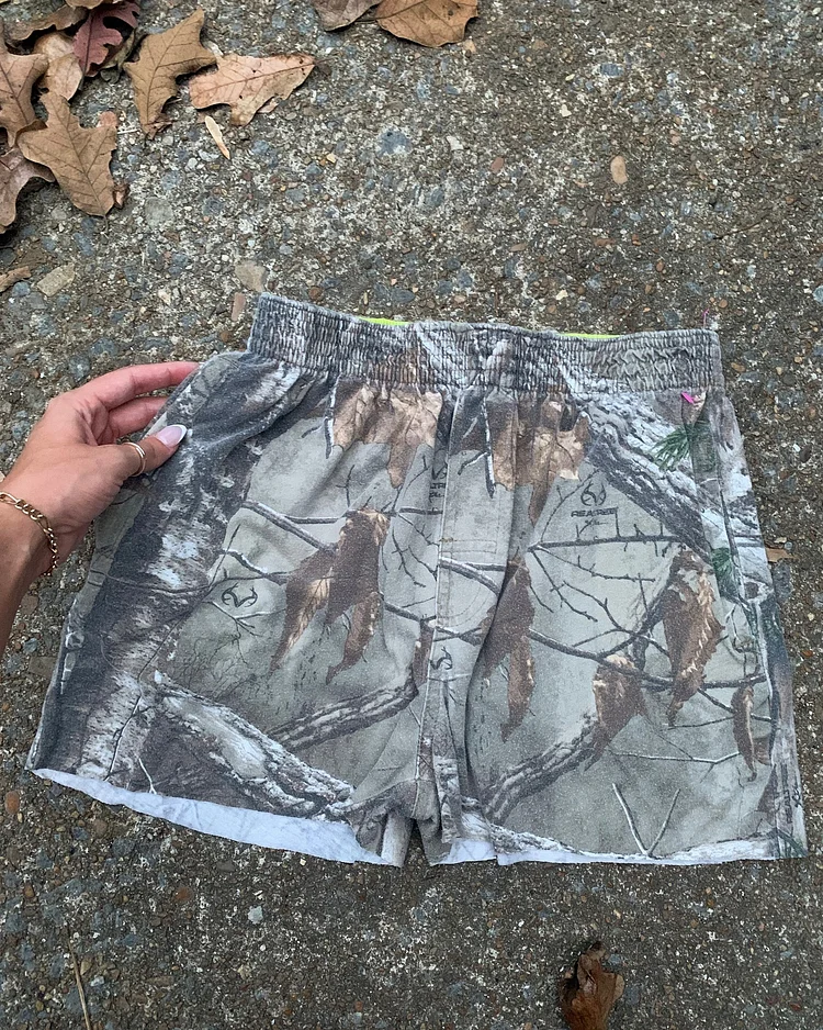 Women&lsquo;s Camo Shorts Pant