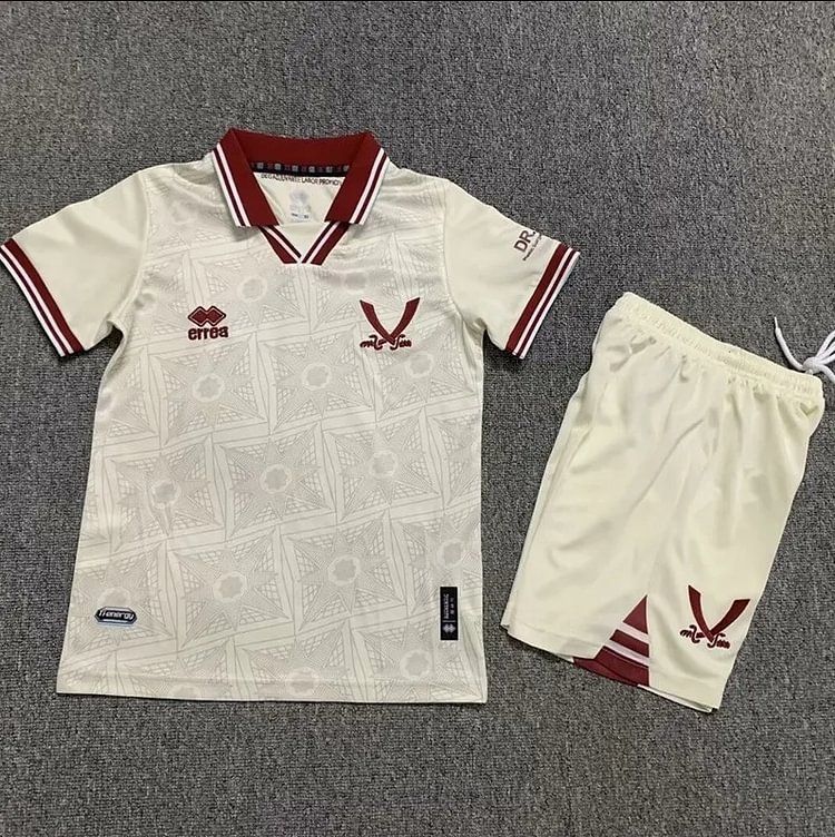 Sheffield United 24/25 third Kit Children's Size