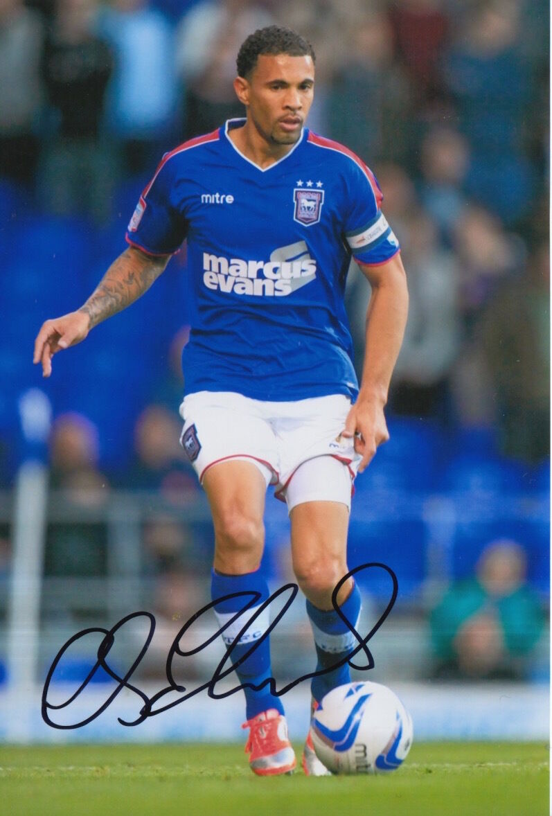 IPSWICH TOWN HAND SIGNED CARLOS EDWARDS 6X4 Photo Poster painting 1.