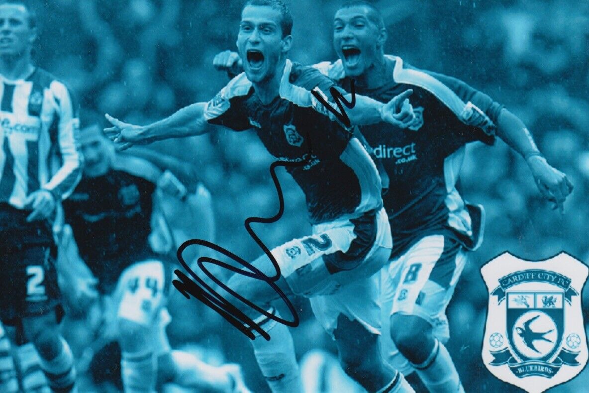 ROGER JOHNSON HAND SIGNED CARDIFF CITY 6X4 Photo Poster painting.