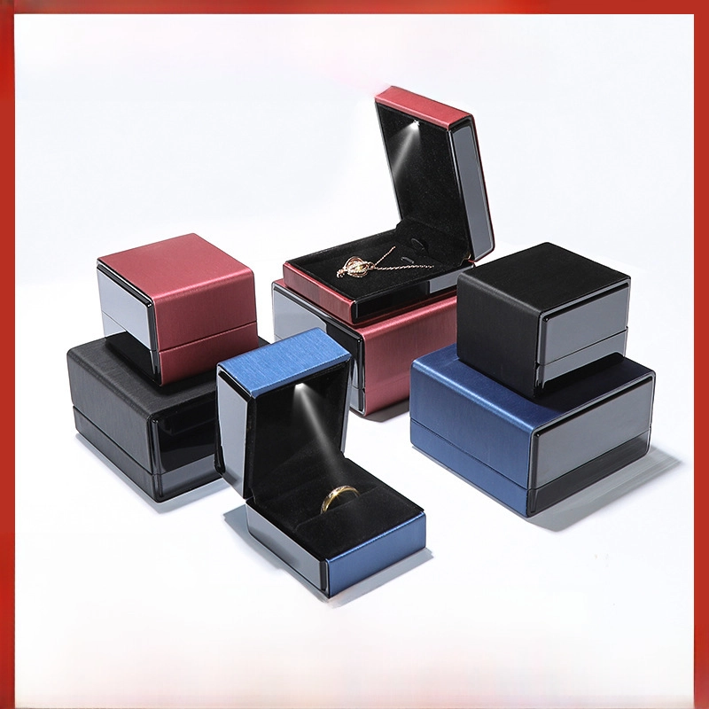 Creative LED Lamp Jewelry Box Proposal Ring Pendant Box Brushed Leather Jewelry Box Jewelry Box Spot