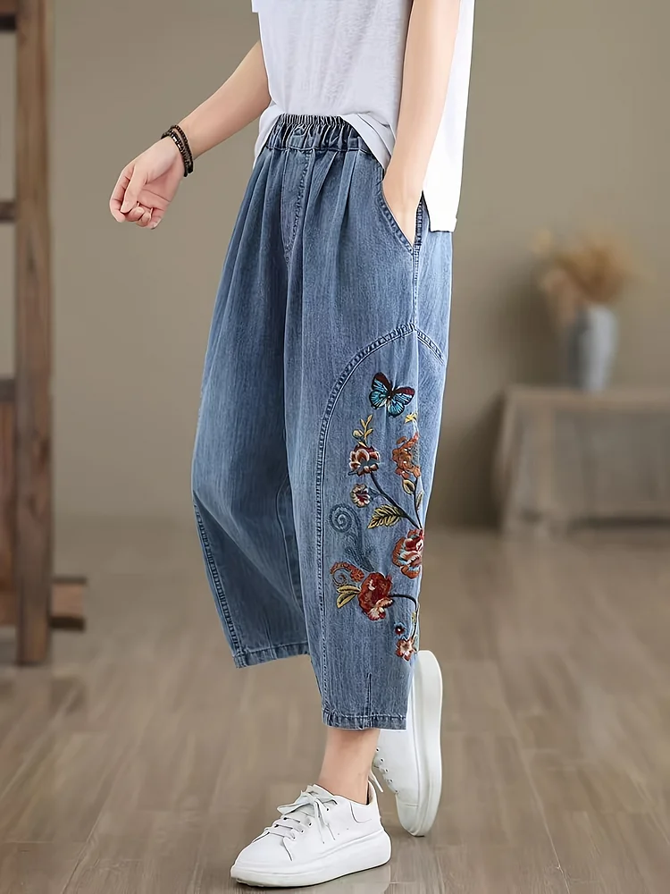 Light Weight Flower Embroidered Wide Leg Jeans For Spring And Summer - Raw Hem Detail, Elastic Waistband, Elegant Eight-Point Baggy Jeans For Women