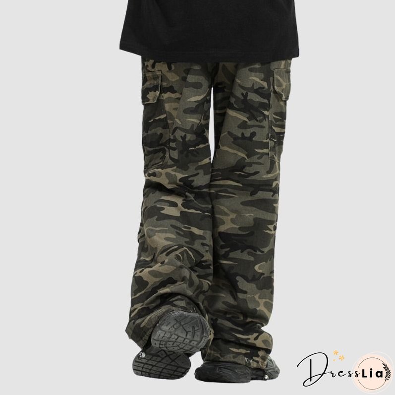 Camouflage Pleated Cargo Pants