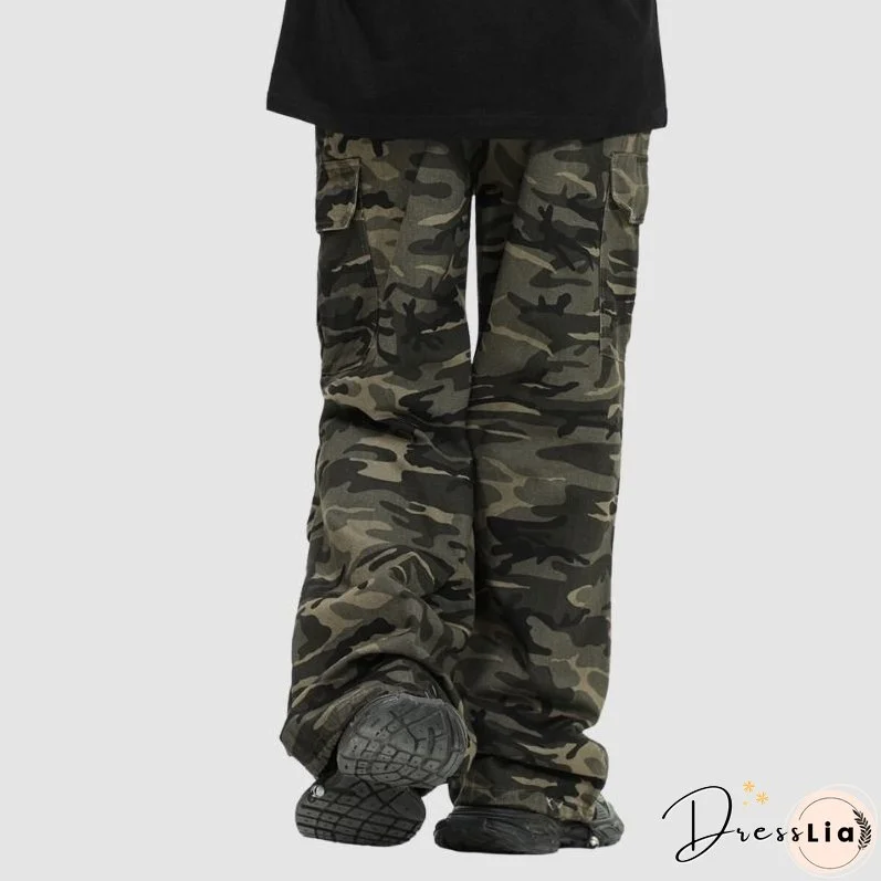 Camouflage Pleated Cargo Pants