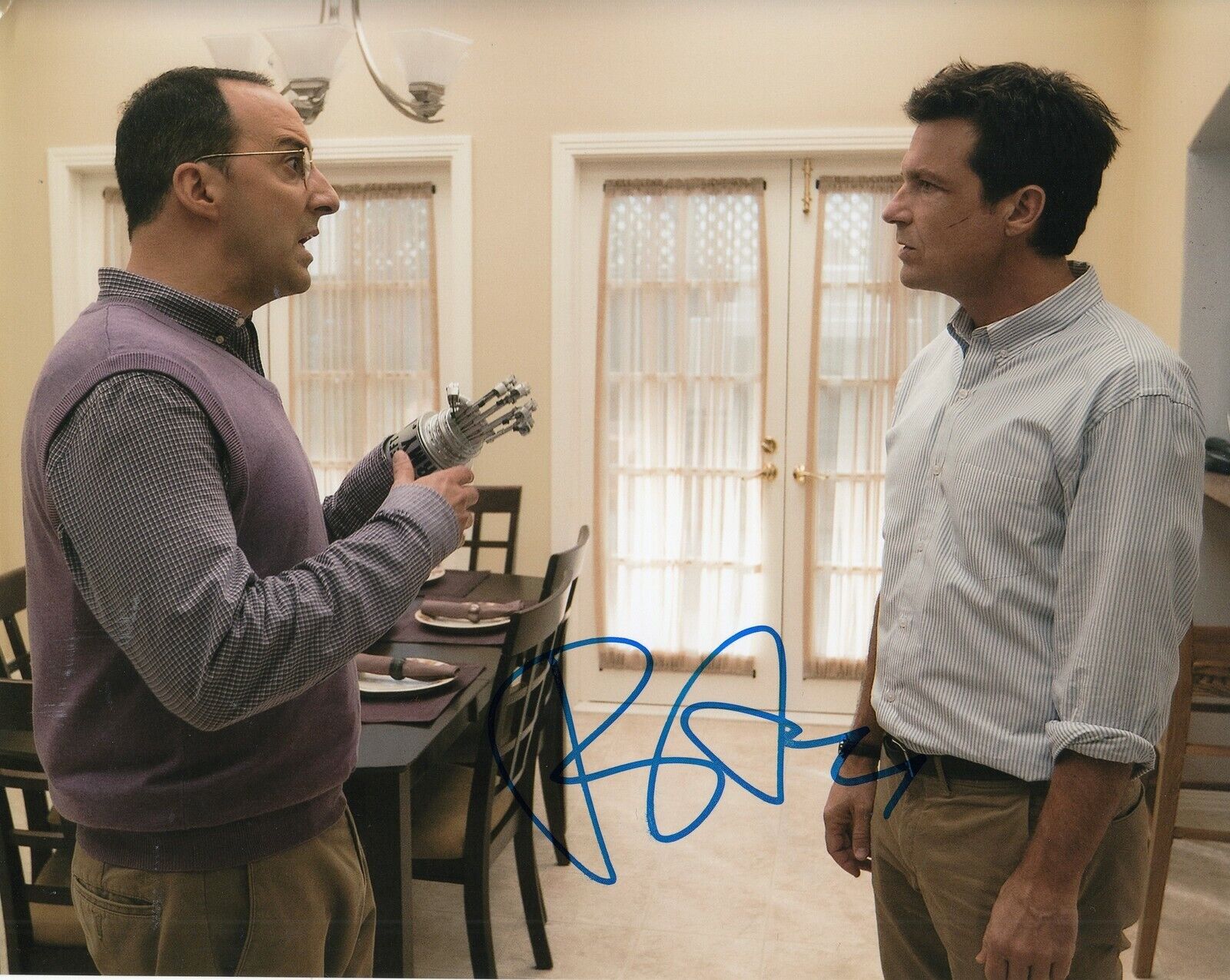 TONY HALE signed (ARRESTED DEVELOPMENT) 8X10 Photo Poster painting *Buster*autographed W/COA #1