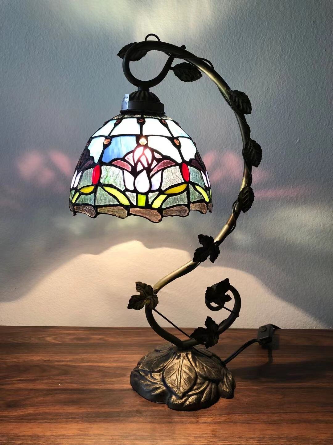 Tiffany Style Table Lamp Tulip Blue H20.5*W11 Inch