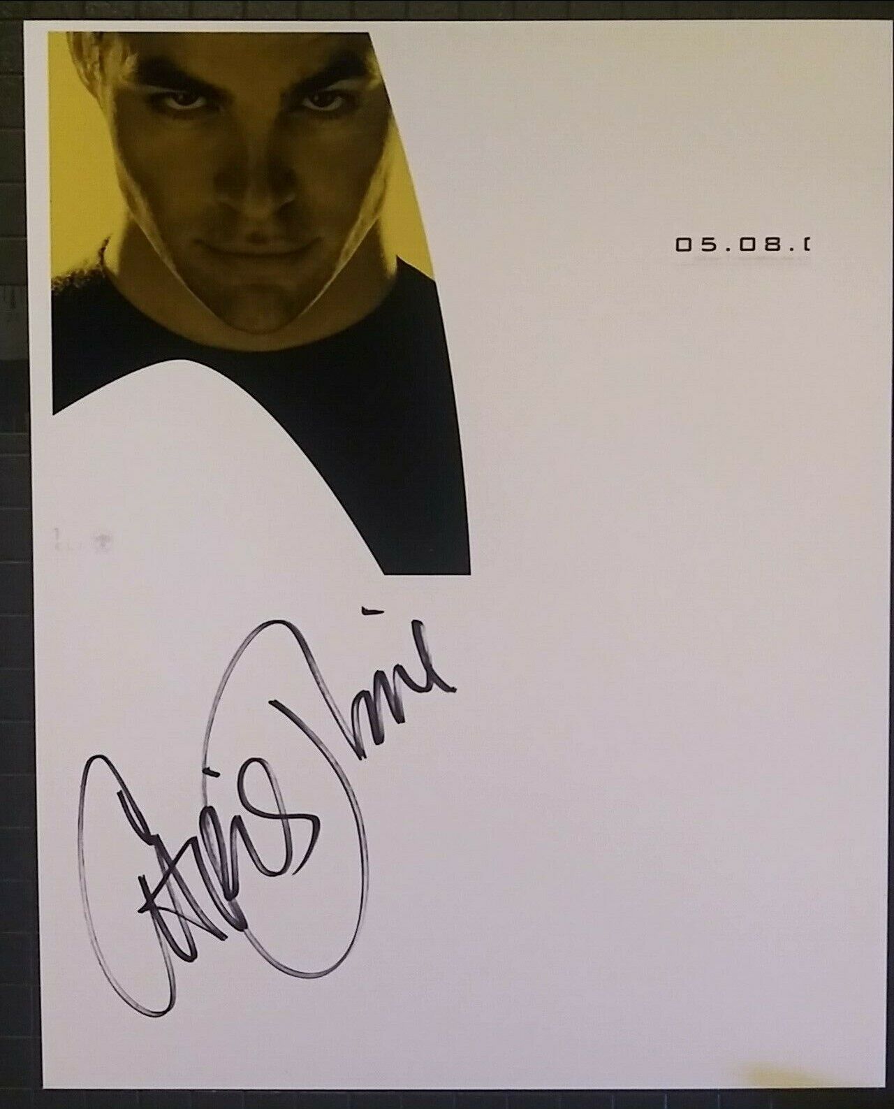 Chris Pine signed 8x10