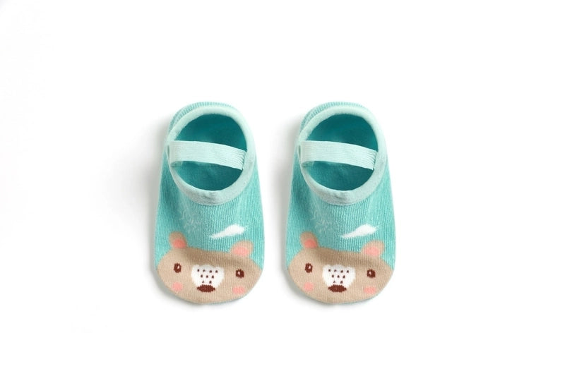 Kid’s Cute Letter Star Cotton Jacquard Crew Socks 2 Pieces