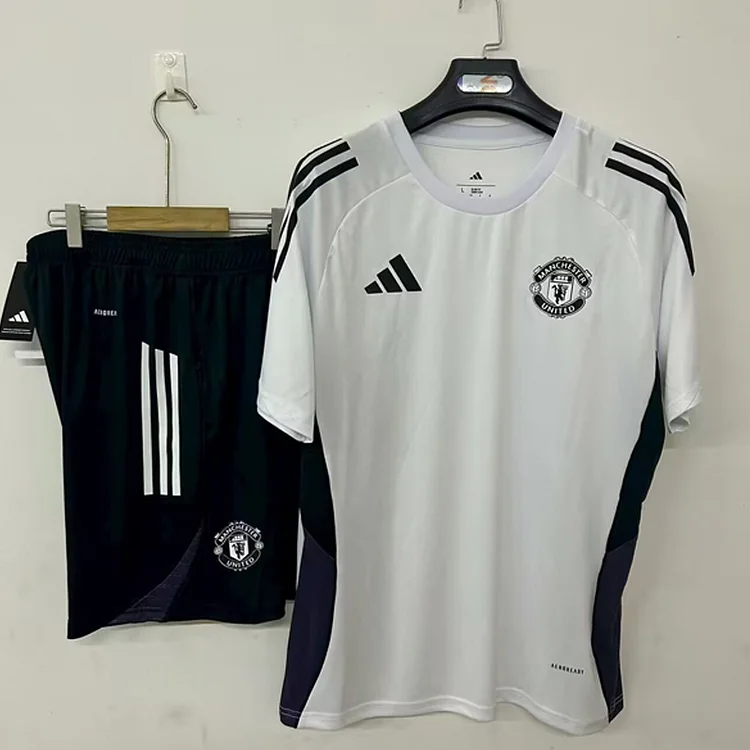 Manchester United 25/26 White Training Jersey【Top + Shorts】