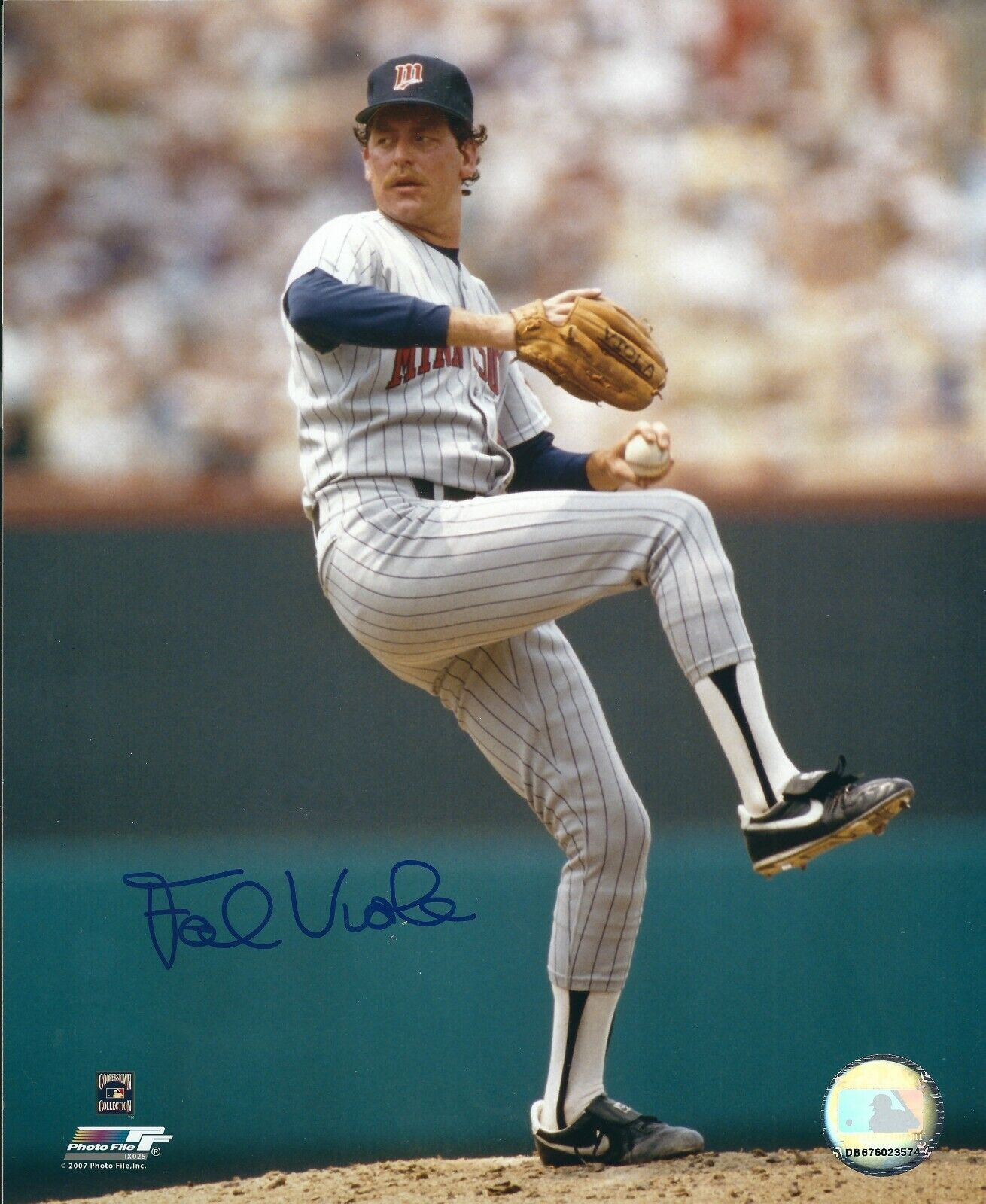 Signed 8x10 FRANK VIOLA Minnesota Twins Autographed Photo Poster painting - COA