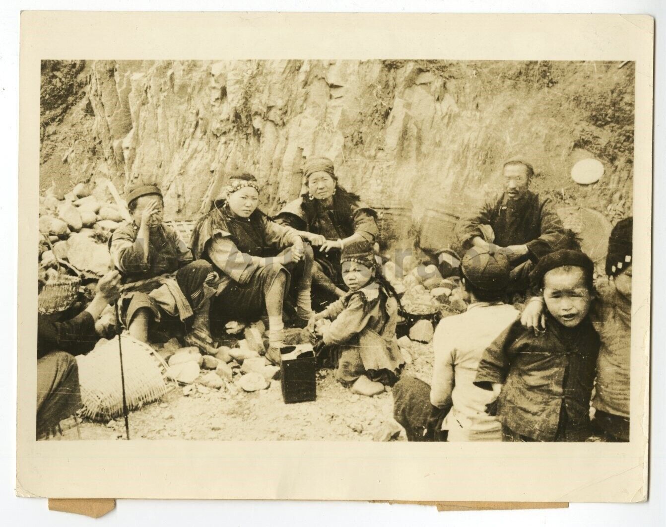 Chinese History - Vintage Silver Print Press Photo Poster paintinggraph, Circa 1930s