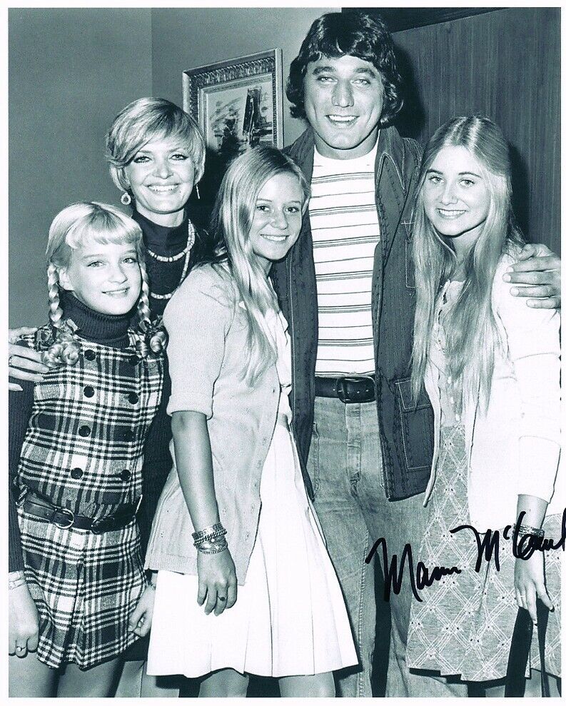 MAUREEN McCORMICK signed THE BRADY BUNCH 8x10 w/ coa JOE NAMATH AS GUEST STAR