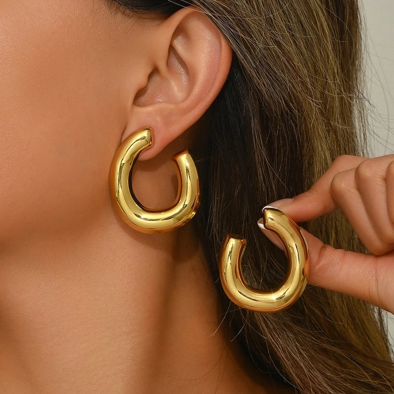 1 Pair Classic Style Asymmetrical Plating Hollow Out 304 Stainless Steel Imitation Gold  Ear Studs