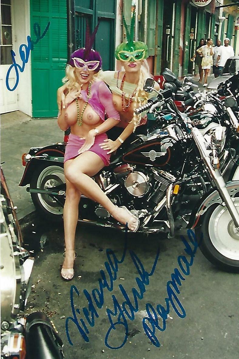 Victoria Zdrok Signed 4x6 Photo Poster painting BAS COA Playboy 1994 Candid Picture Autograph 91