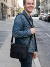 For 9.5-10.5 Inch DVD Players Double Zippered Storage Case with 2 Pockets Nylon Crossbody Protective Bag Adjustable Strap Shockproof Storage Organizer DVD Players Accessories