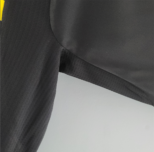 Retro 2011/2012 Real Madrid Goalkeeper Black Football Shirt Thai Quality