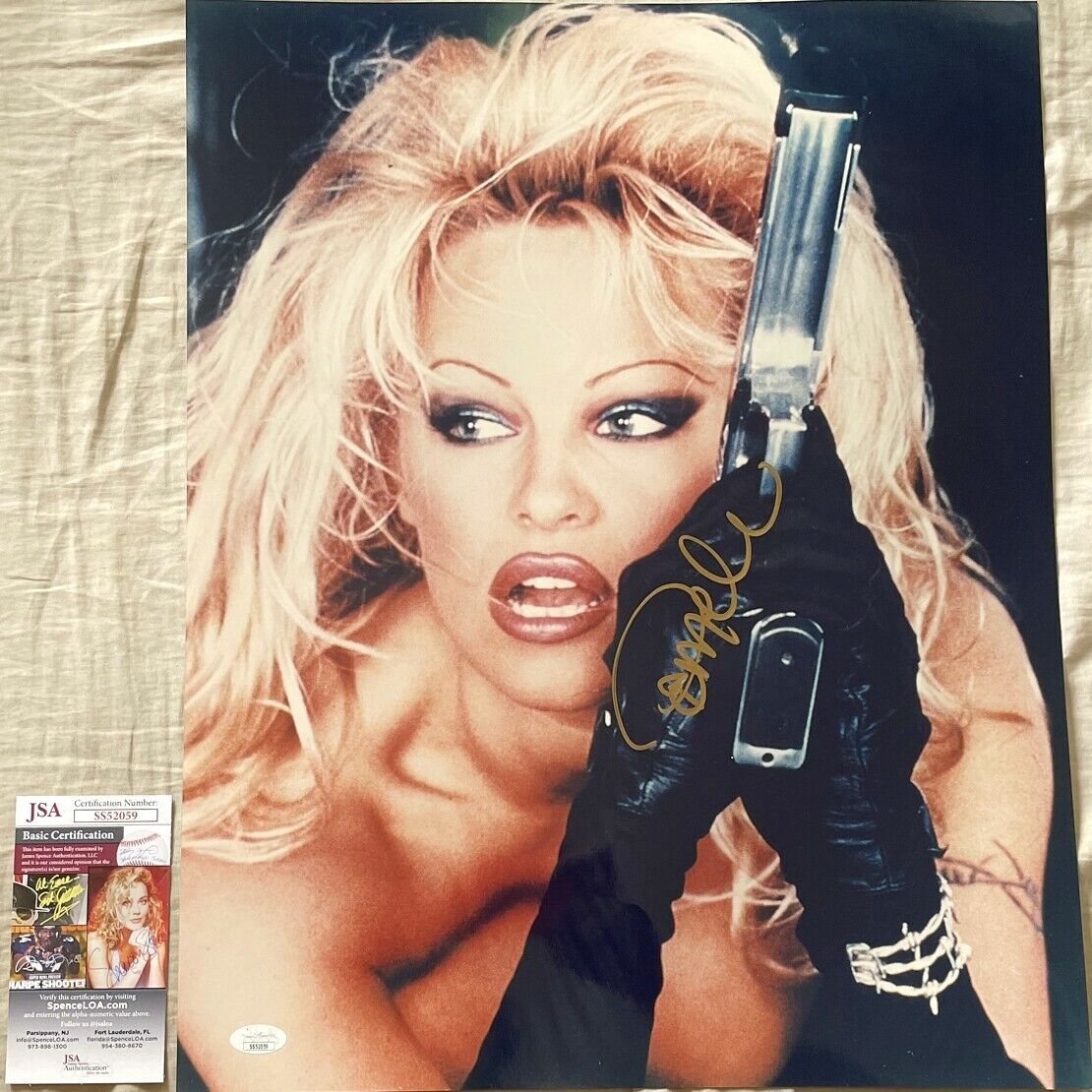 Pamela Anderson autographed signed Barb Wire movie 16x20 poster size Photo Poster painting (JSA)