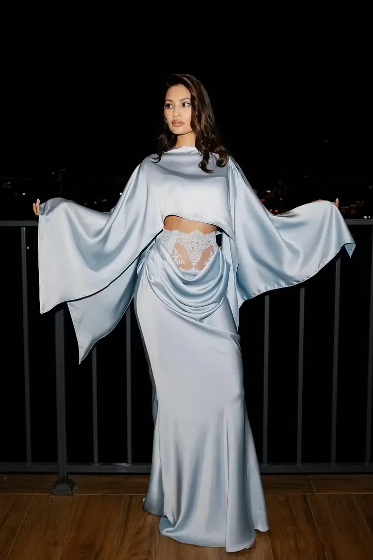 Lussooy Chic Satin Cape Long Sleeves High Neck Floor Length Prom Dress with Lace 