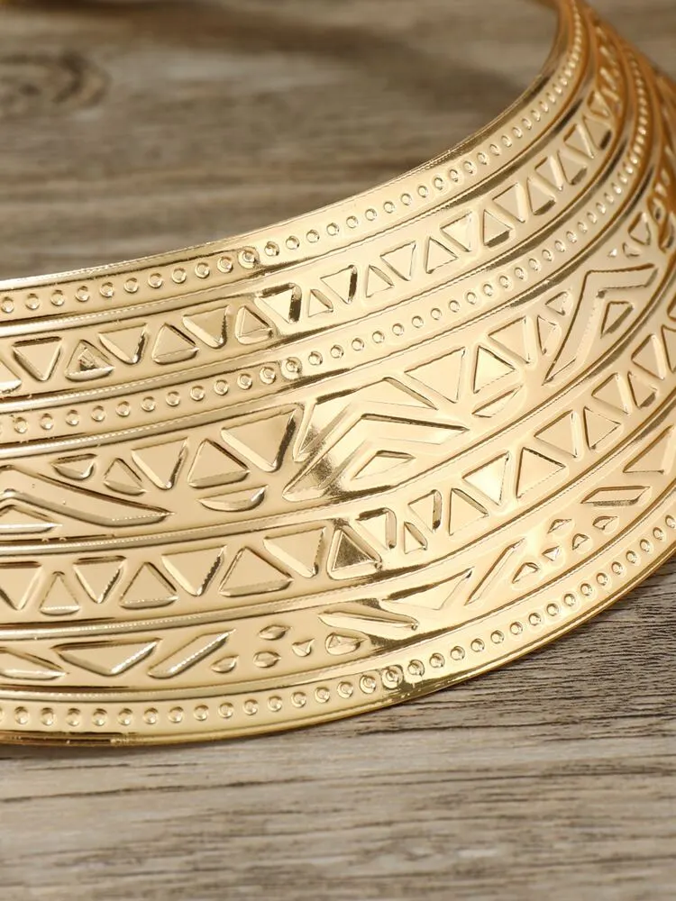 Geo Embossed Necklace