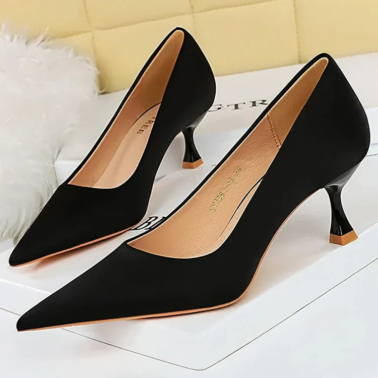 Kitten Heels 5.5 Cm Pumps in Silks and Satins for Women