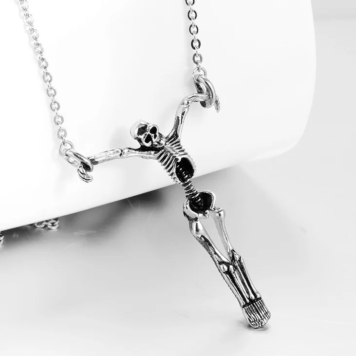 Skull necklace pendant men's titanium steel pendant