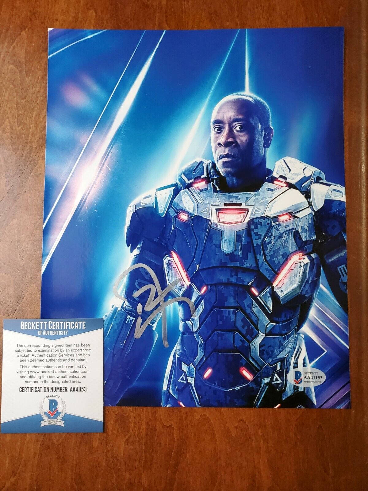 DON CHEADLE SIGNED WAR MACHINE MARVEL INFINITY WAR ENDGAME BECKETT AUTHENTIC