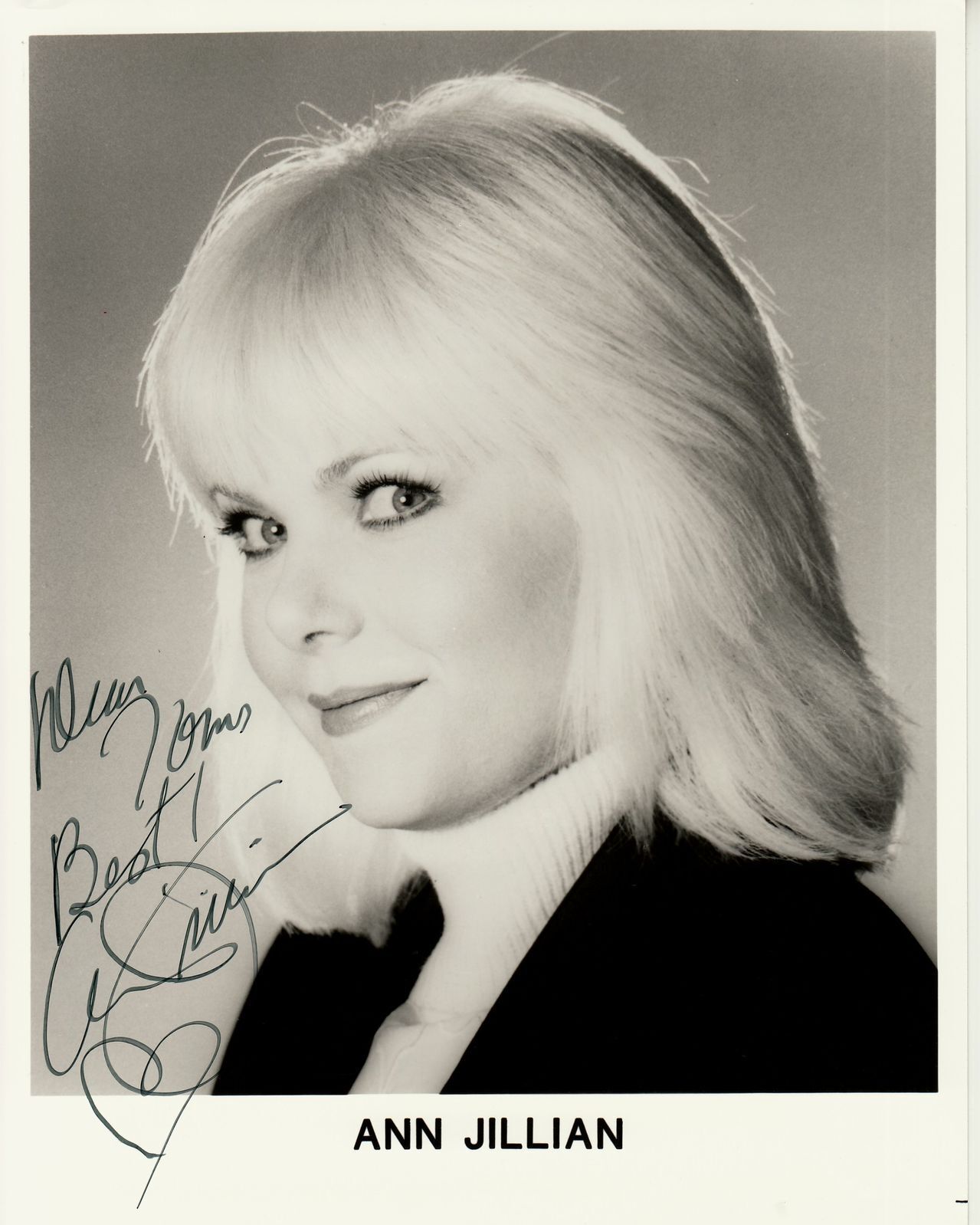 ANN JILLIAN hand-signed BEAUTIFUL YOUNG B/W 8x10 CLOSEUP portrait w/ UACC RD COA