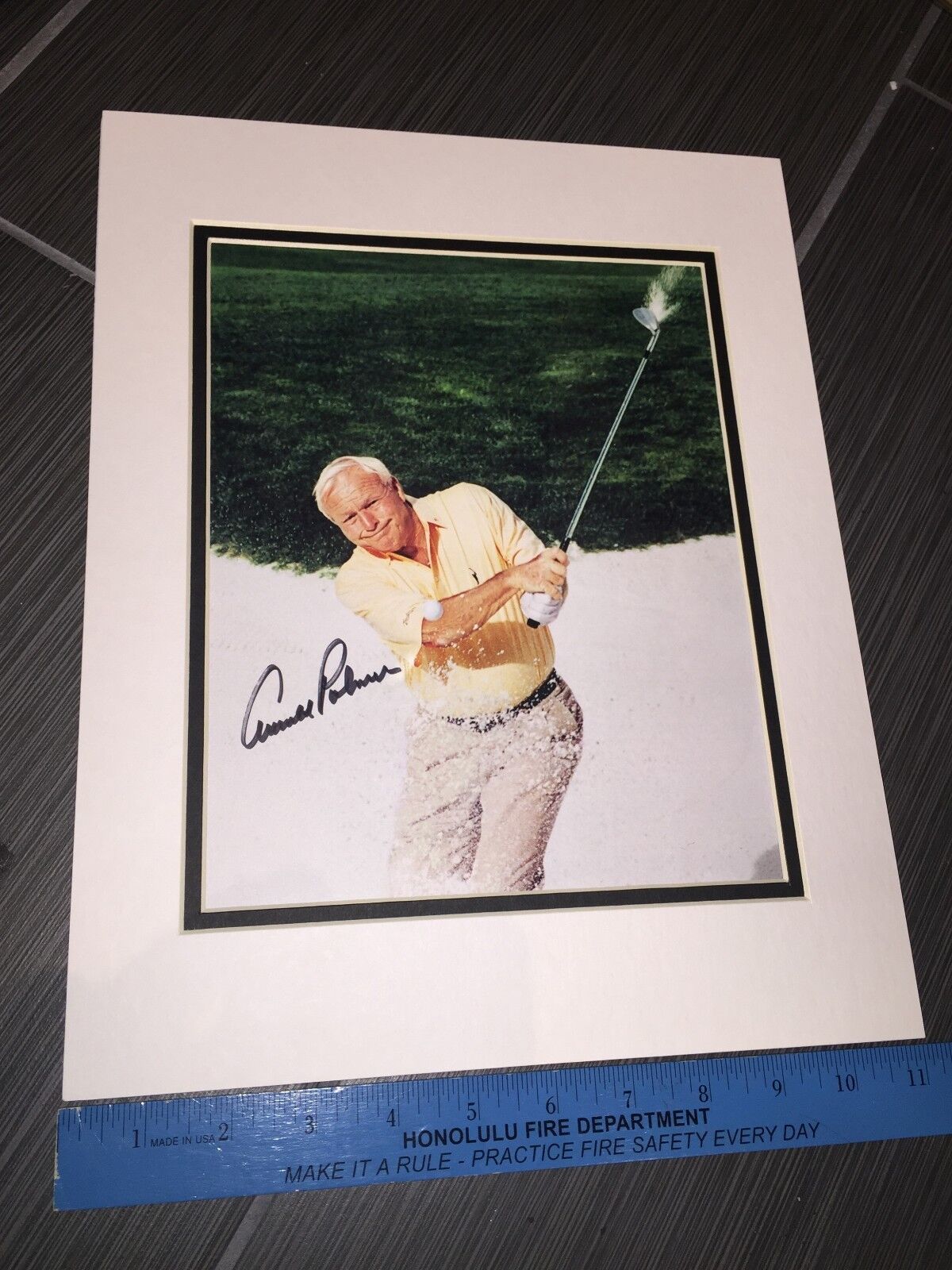 ARNOLD PALMER SIGNED AUTOGRAPHED GOLF PGA 8x10 Photo Poster paintingGRAPH MATTED 11X14 MASTER'S