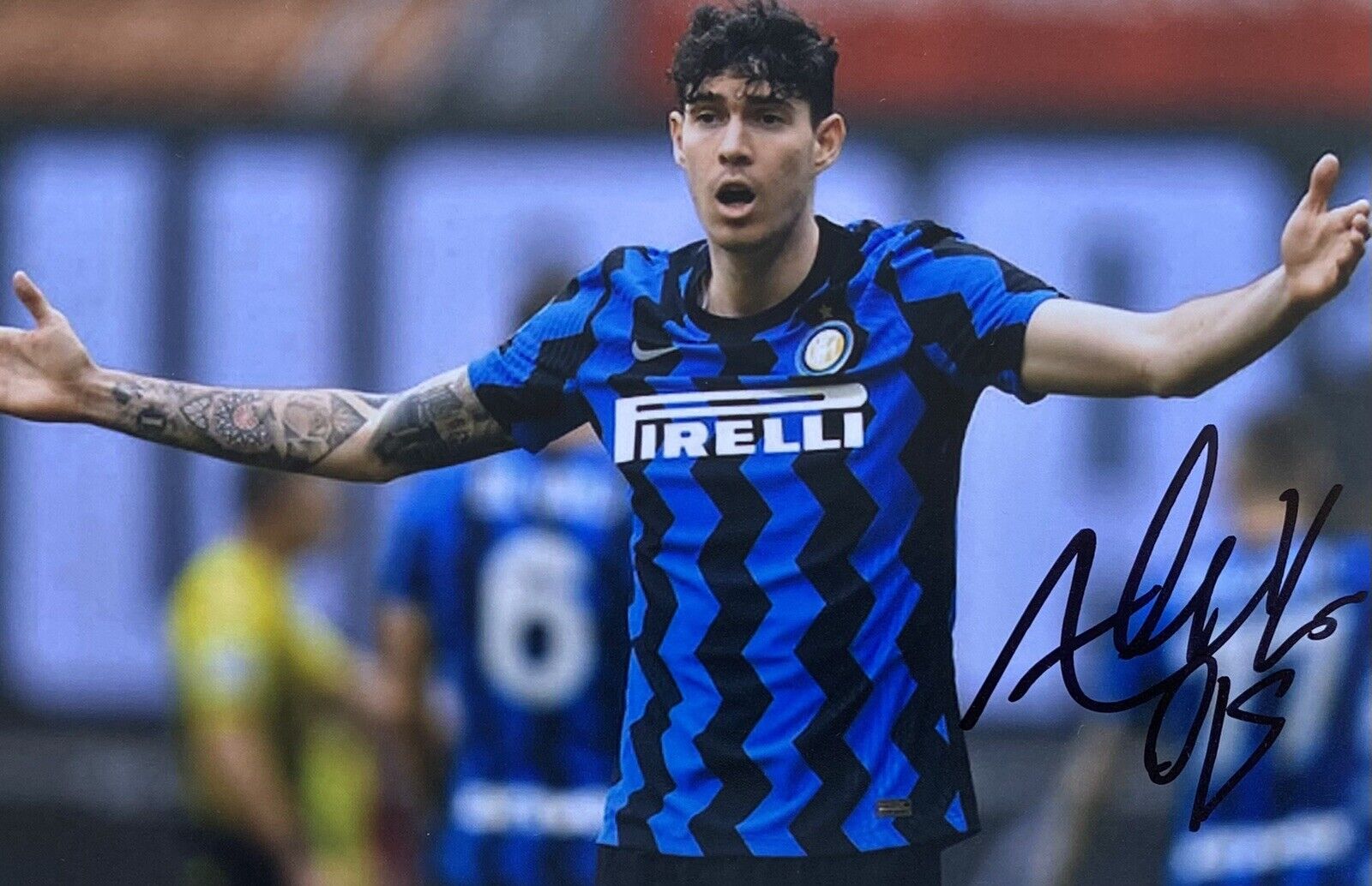 Alessandro Bastoni Genuine Hand Signed Inter Milan 6X4 Photo Poster painting, See Proof