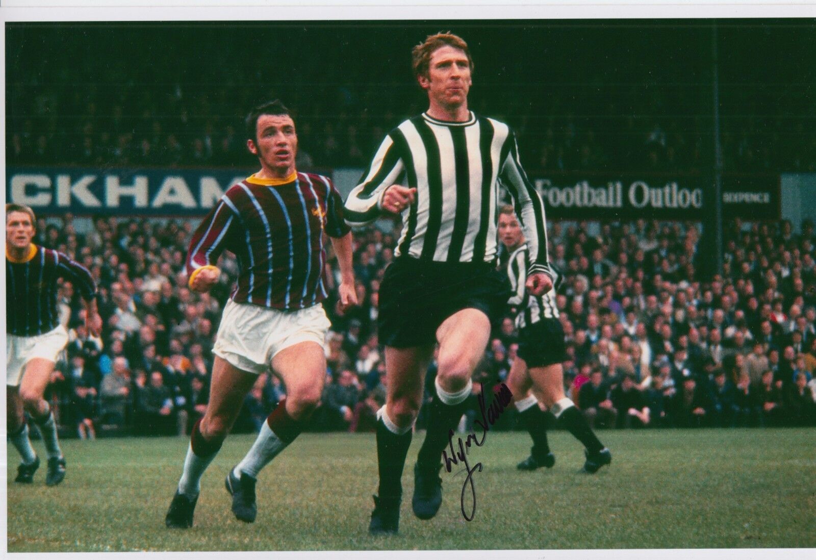 Wyn Davies Hand Signed Newcastle United 12x8 Photo Poster painting 1.