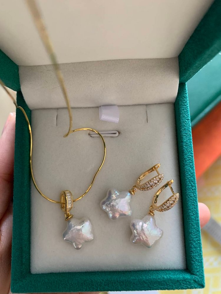 TINA PEARL : STAR NECKLACE+EARRINGS PEARL SET 