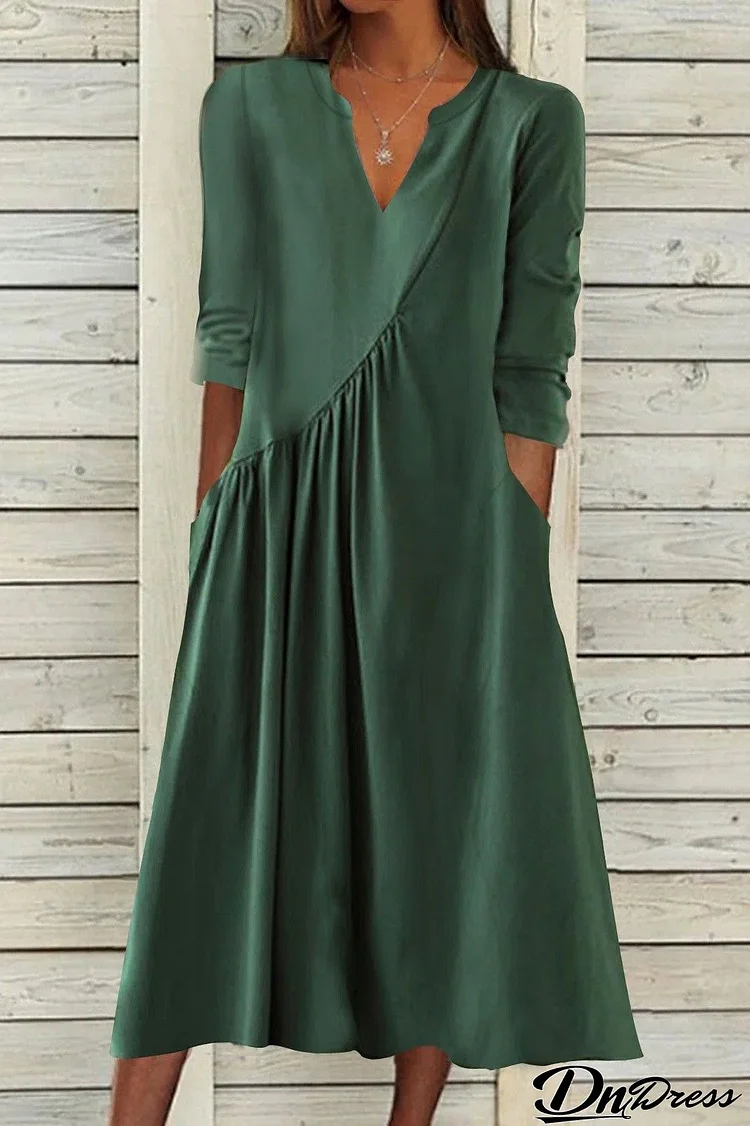 Solid Color V-neck Ruched Long Sleeves Midi Dress