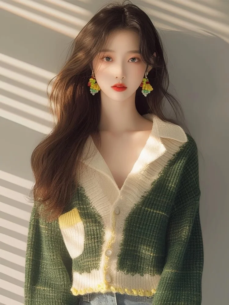 Athvotar Athvotar Year's Popular Beautiful Little Shirt Small Man Fashionable Loose Thin Green V Collar Knit Long Sleeve Open Shirt Woman