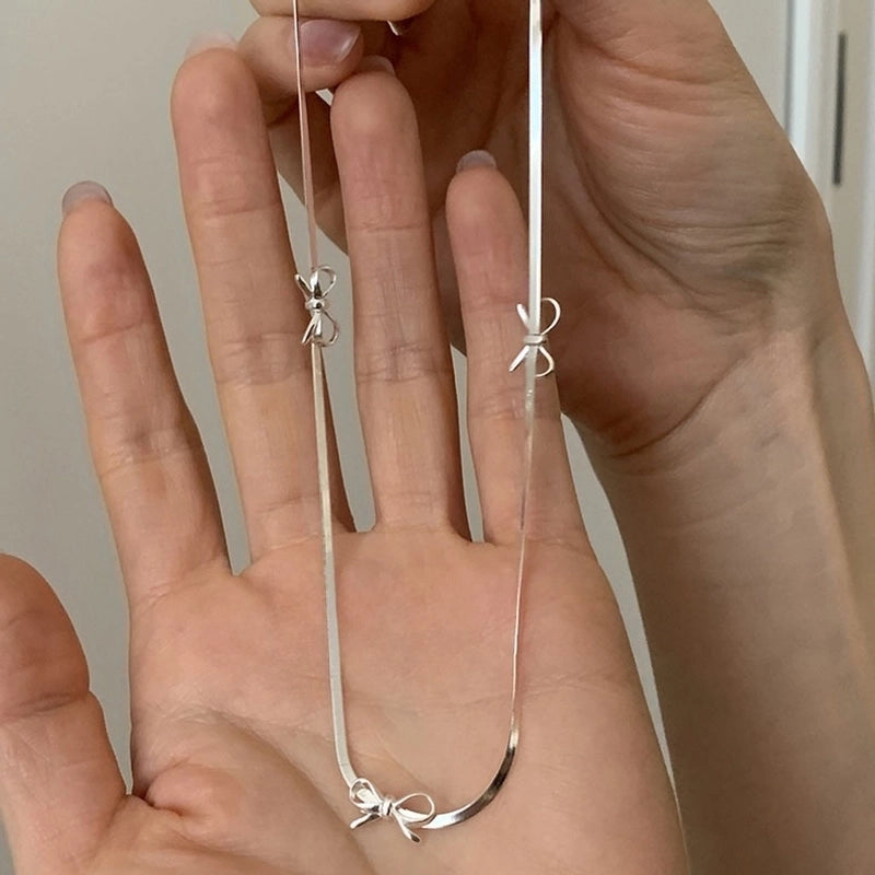 925 Sterling Silver Water Plating Snake Chain Hollow Out Bow Knot Necklace