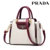 Modna skórzana torba na ramię Prada 2023 w kontrastowym kolorze