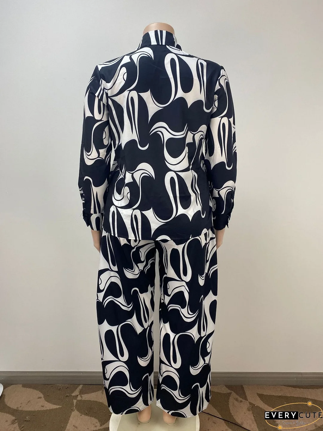 Fashion Casual Comfortable Loose Printed Plus Size Two-Piece Pants Set